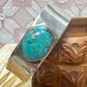 Vintage Sterling Silver Turquoise Cuff Bracelet